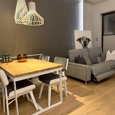 Premium Tolkiena House Mokotow 2- Bedrooms & Living Room, Terrace With Garden, Free Underground Parking & Free High-speed Wi-fi Apartment Warschau