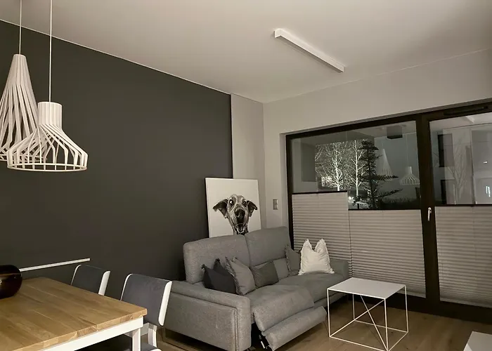 Apartment Premium Tolkiena House Mokotow 2- Bedrooms & Living Room, Terrace With Garden, Free Underground Parking & Free High-speed Wi-fi *