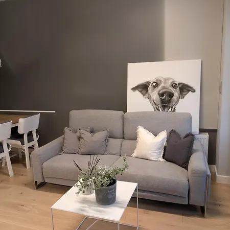 Apartament Premium Tolkiena House Mokotow 2- Bedrooms & Living Room, Terrace With Garden, Free Underground Parking & Free High-speed Wi-fi